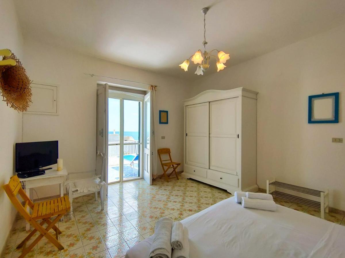 דירות מרינה סרה La Caura Di Casa Camilla Journey מראה חיצוני תמונה